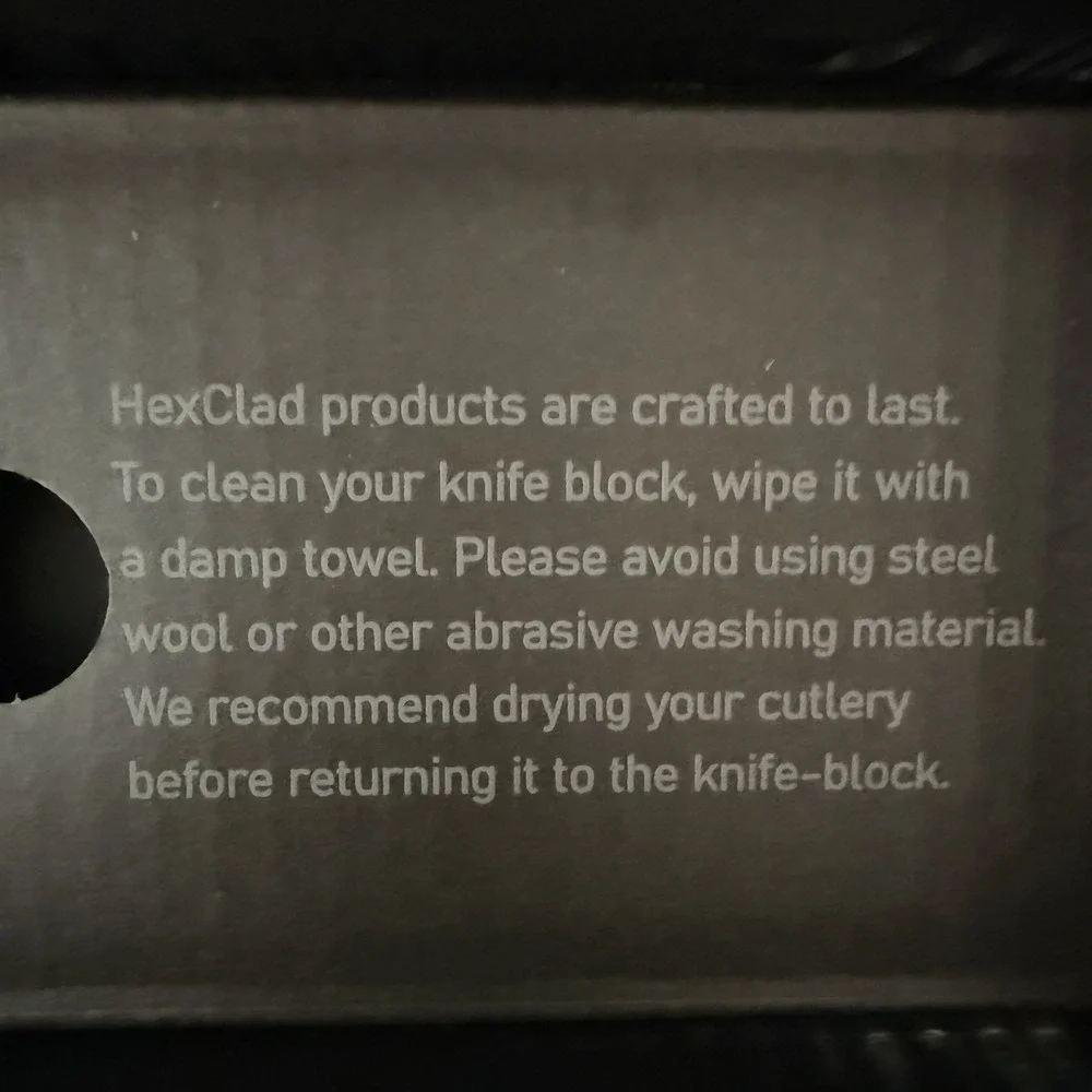 HEXCLAD Magnetic Walnut Knife Block Holder Open Box (Knife Not Included)